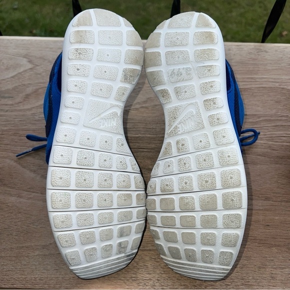 Nike Roshe One (GS) 599728-417 Sz 6Y Running Sneakers - Picture 9 of 11